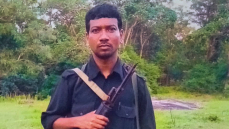 https://salarnews.in/public/uploads/images/newsimages/maannewsimage18112025_163309_Naxal killed.png